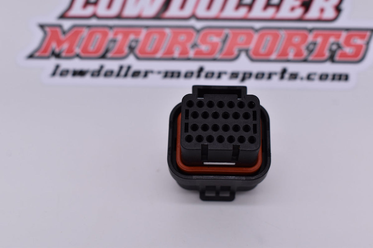 J3 TYCO / AMP / TE PN: 3-1437290-8