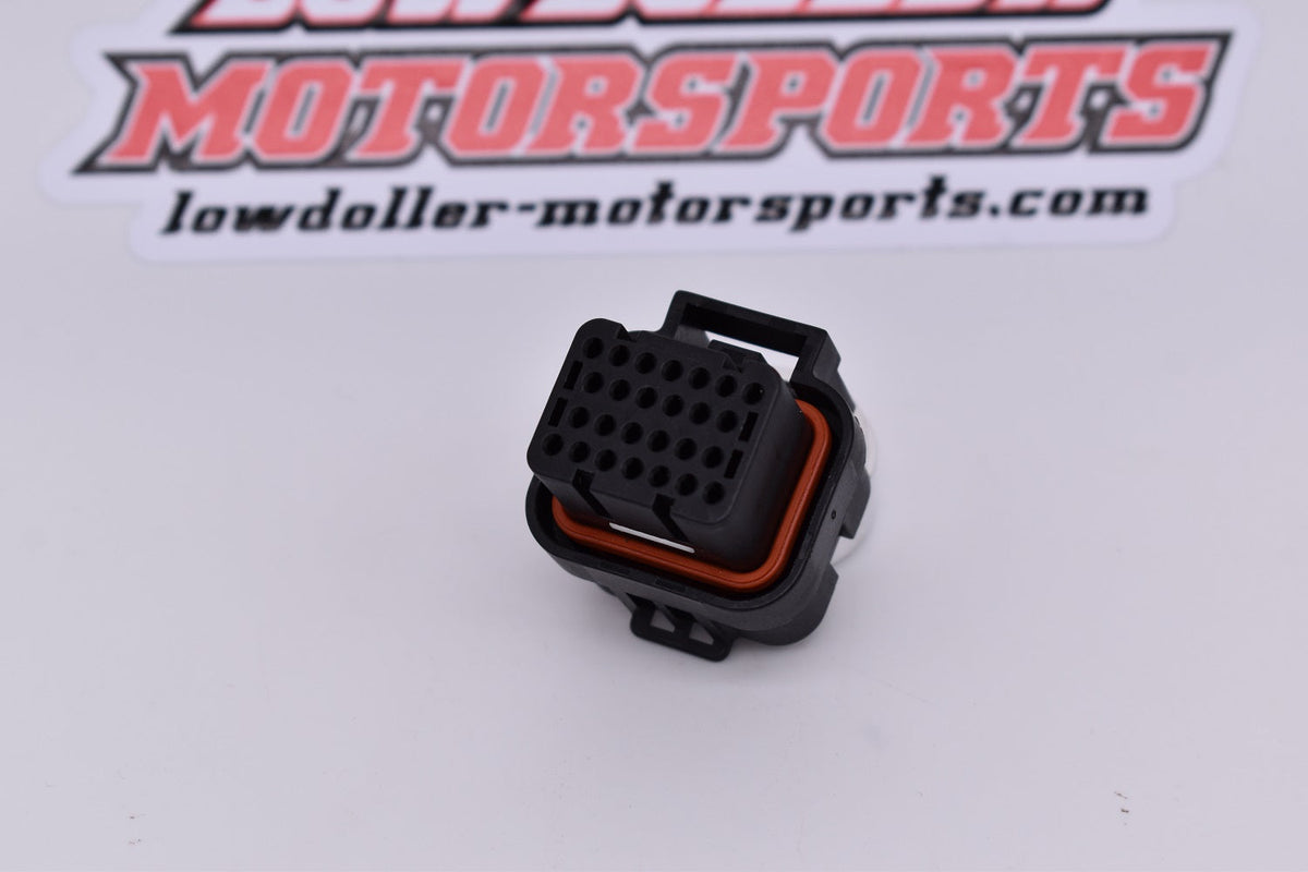J3 TYCO / AMP / TE PN: 3-1437290-8
