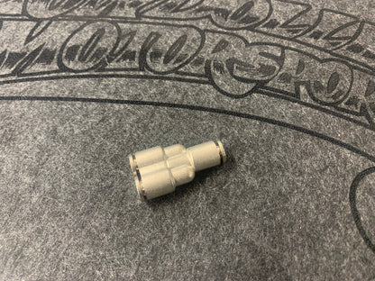 PCY-1/4"   Y Push Lock Union PN:251005